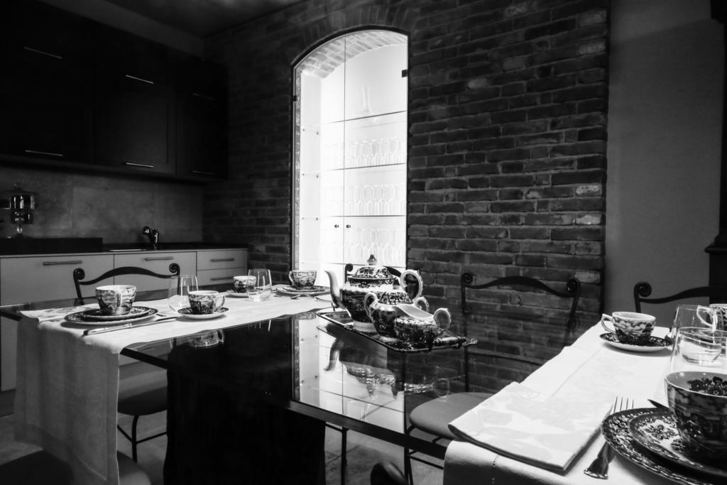 Bed and Breakfast Cascina Cortine Guarene Exterior foto