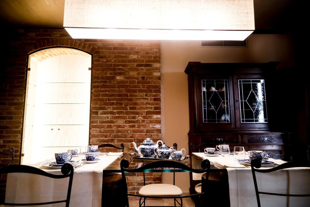 Bed and Breakfast Cascina Cortine Guarene Exterior foto