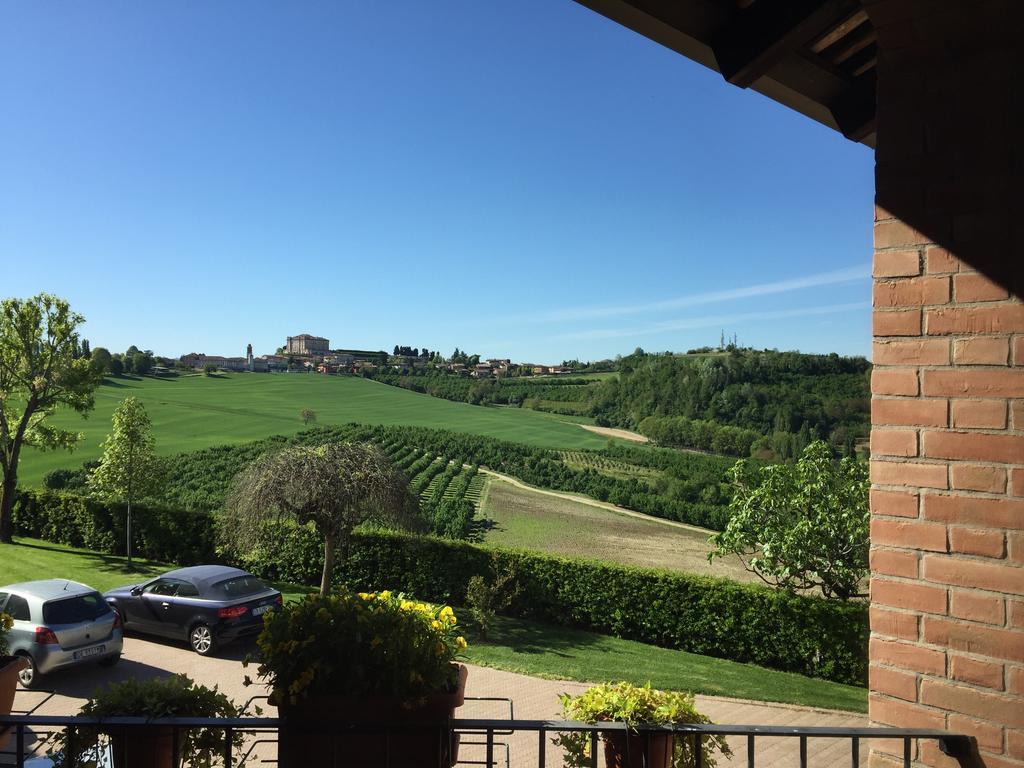 Bed and Breakfast Cascina Cortine Guarene Exterior foto